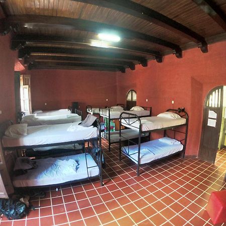 Ricks Hostel ซานตา อานา ภายนอก รูปภาพ